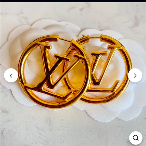 Meet your Posher, Lisa - Picture 1 of 1